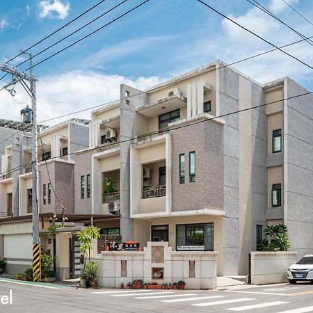 沐泉民宿站前館 L 全自助入住 Taitung Exterior photo